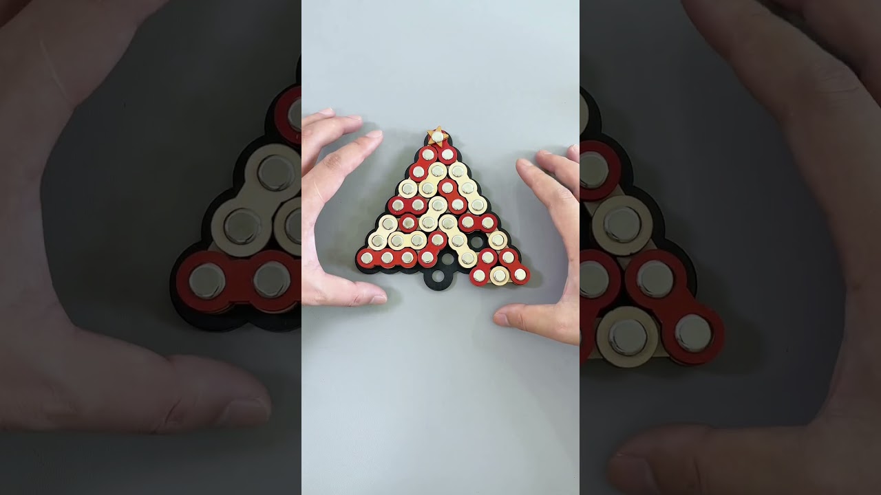 Can you build a Christmas tree with chains? #Puzzles #IQ #iqtest