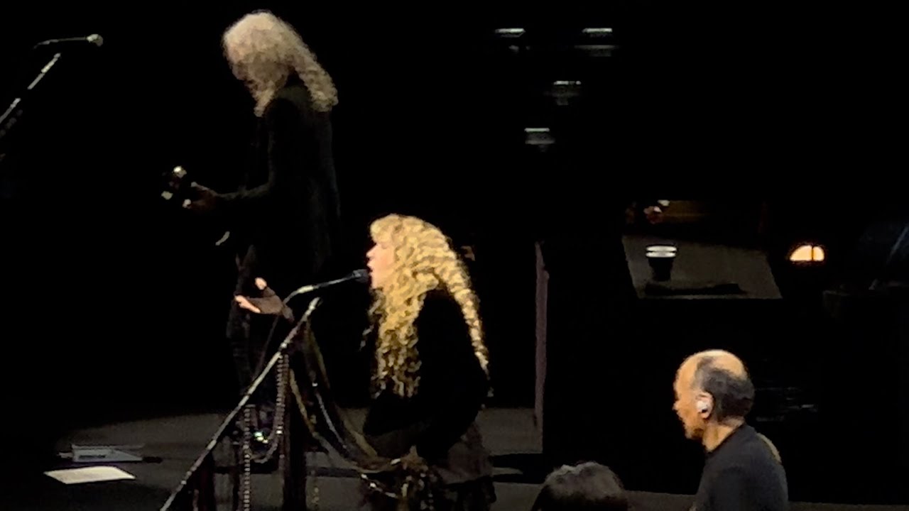 Stevie Nicks - Outside the Rain (Simmons Bank Arena - North Little Rock, Arkansas - March 6, 2024)
