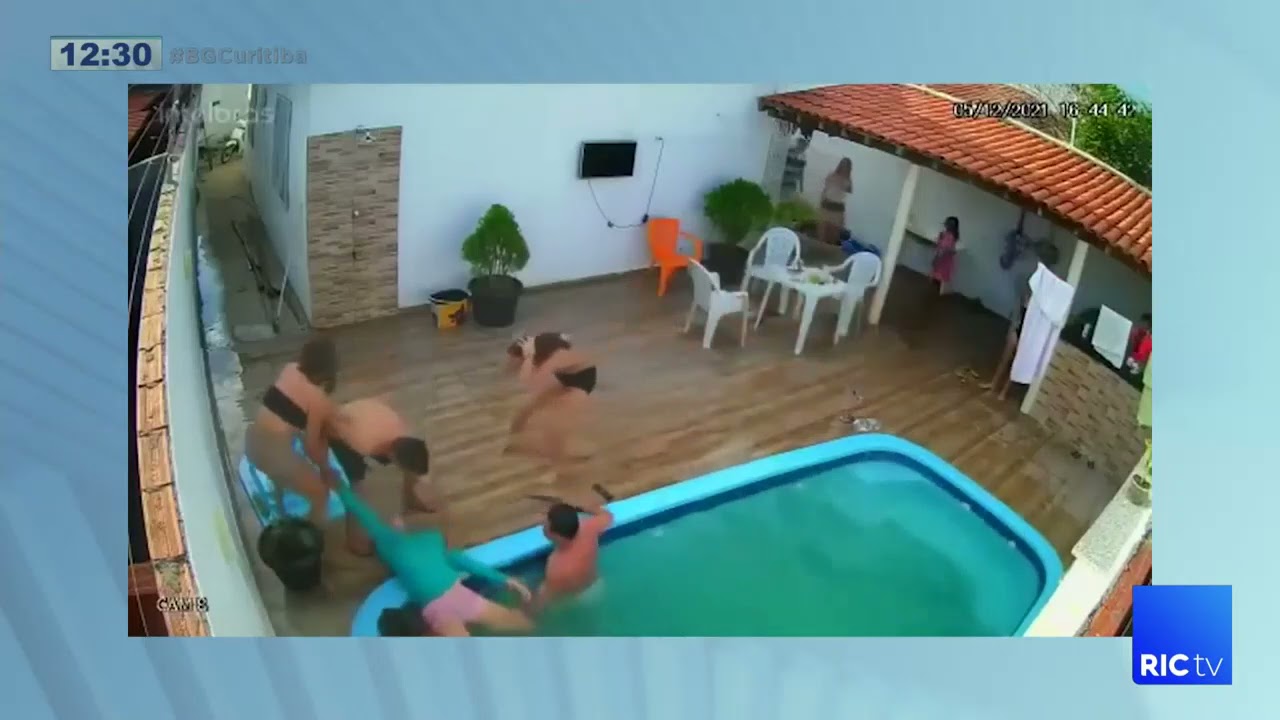 Adolescente fica dois minutos submersa em piscina ao ter cabelos sugados pelo ralo