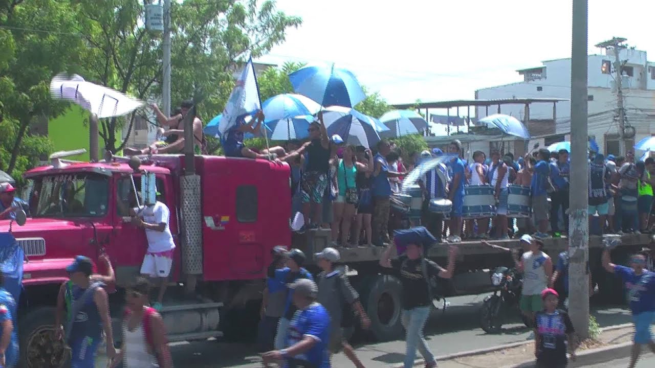 CARAVANA BOCA DEL POZO EN MANTA