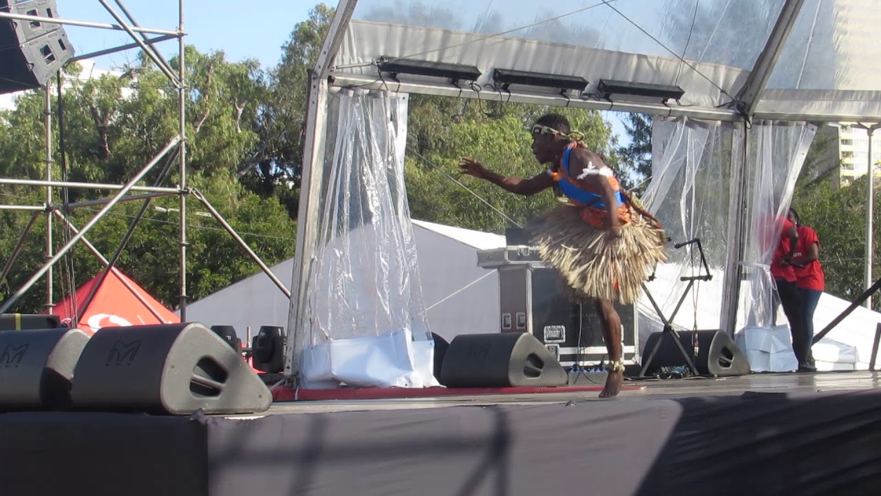 DANCA UTSE NO FESTIVAL DE BATUQUE GRUPO TAFICA