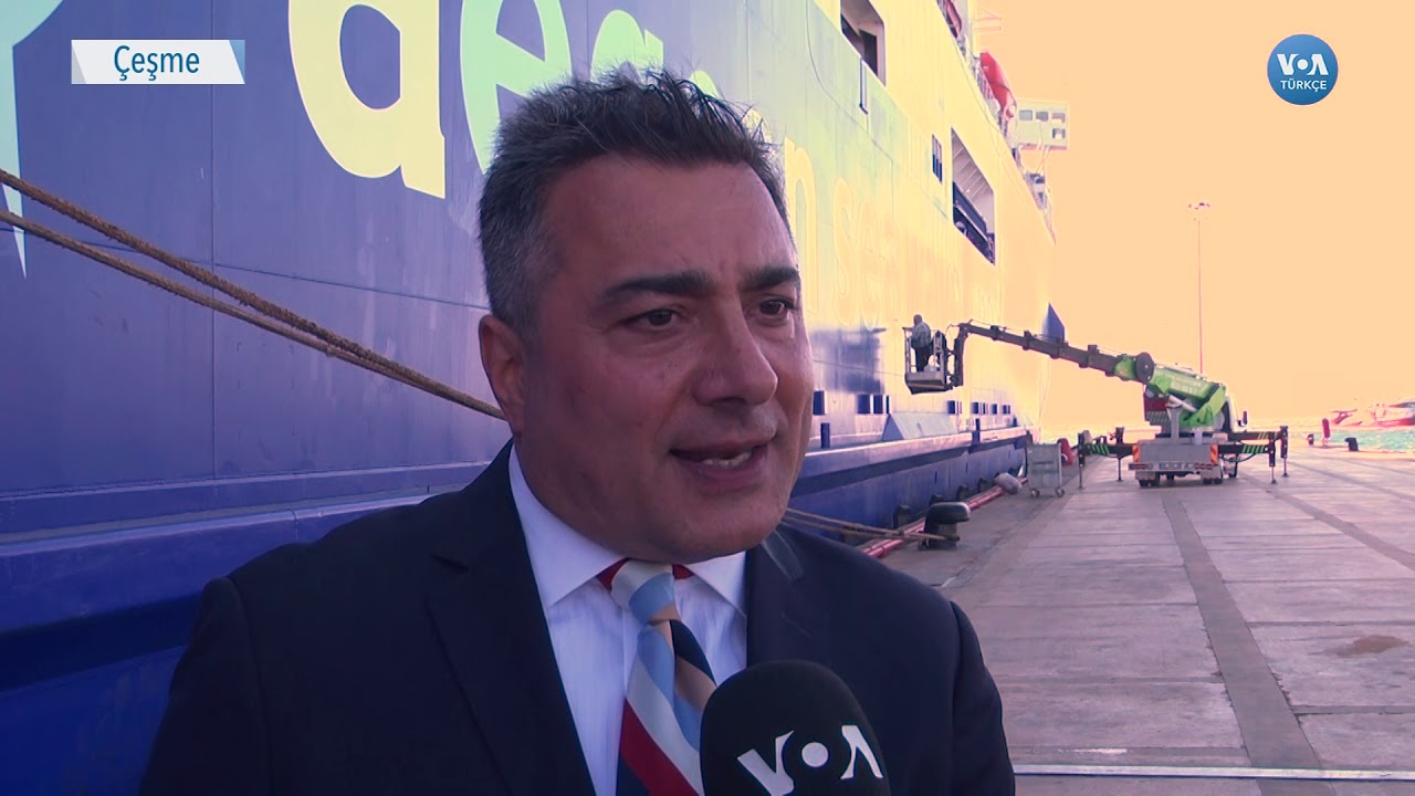&Ccedil;eşme-Atina Arası İlk Feribot Seferi Başladı