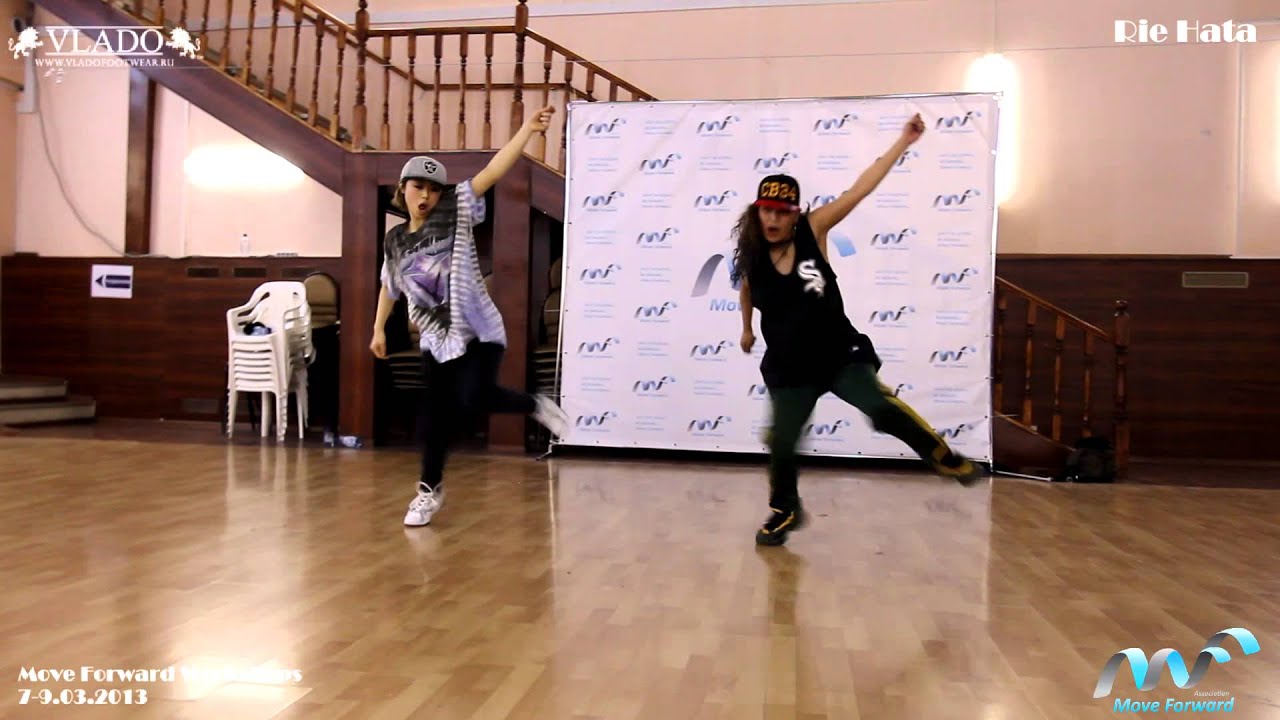 Rie & Ami class  with Bam & Koharu [Official Video]