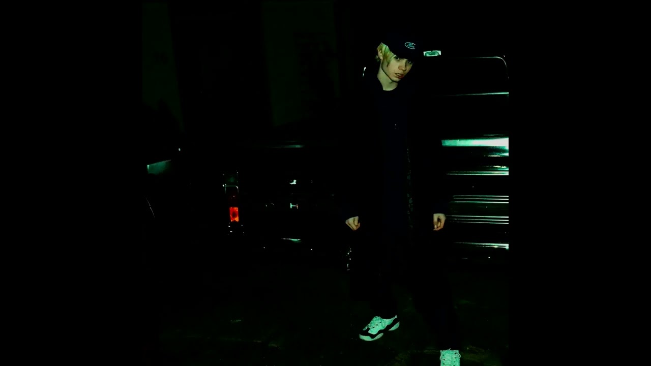 BEXEY - DEAD MAN RUNNING (Studio Quality)