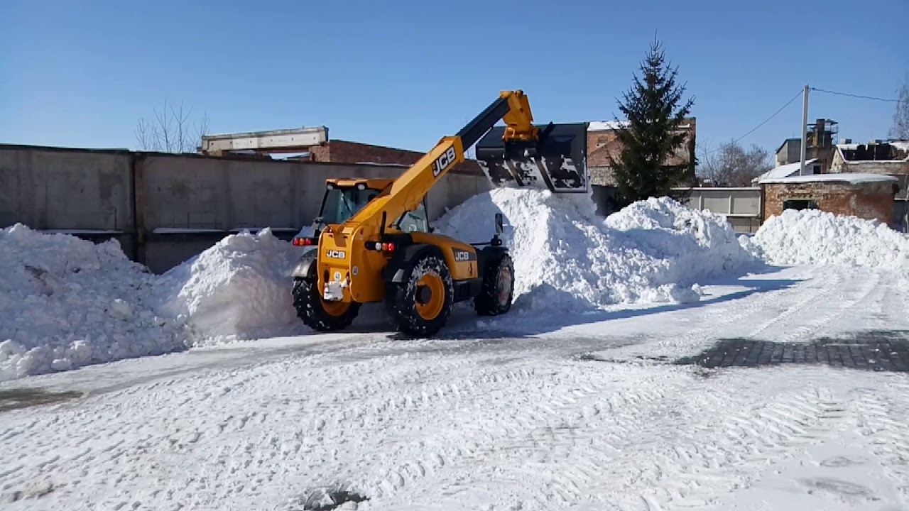 ПОГРУЗЧИК ТЕЛЕСКОПИЧЕСКИЙ JCB 536-70 AGRI SUPER (2012)Уборка снега