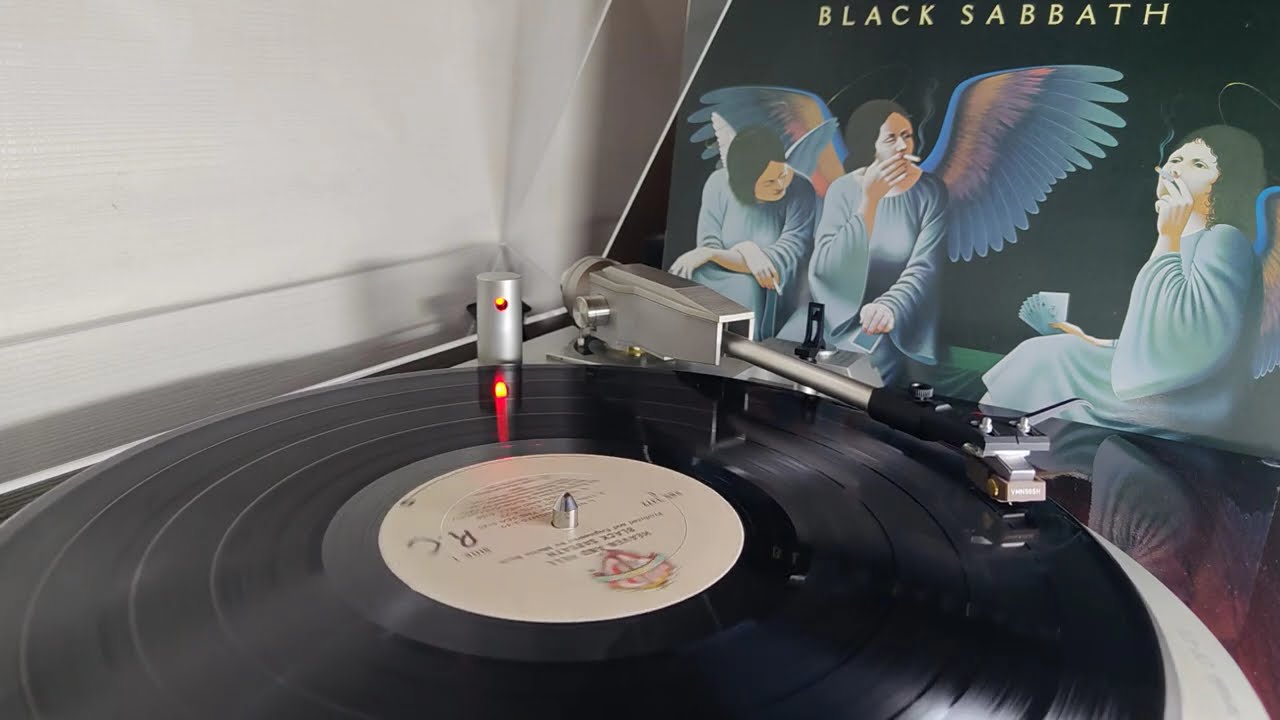Black Sabbath - Neon Knights (original 1980 vinyl)