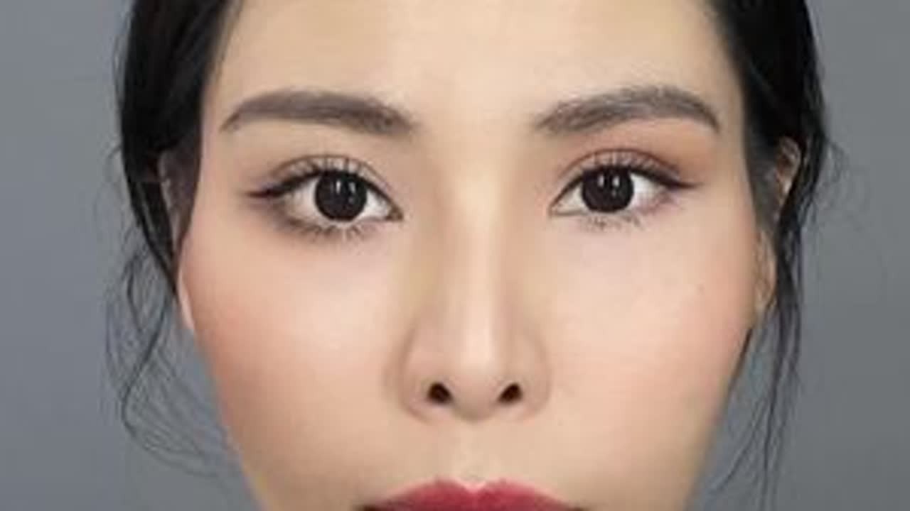 眼妆精髓我悟了！会画下眼影比什么干货都🐂！#新手化妆教程 #眼妆 #美妆