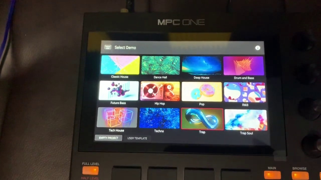 Akai Mpc One Unboxing