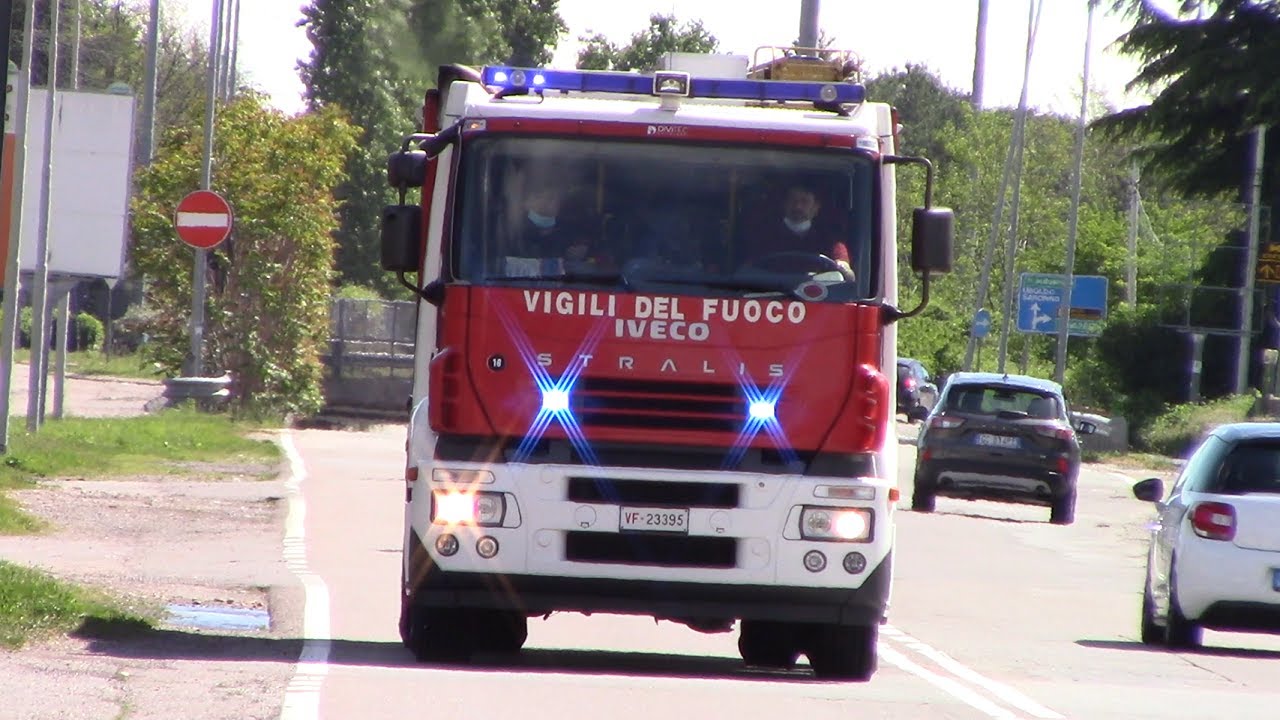 [RIBALTAMENTO AUTO] ARRIVO APS+MODULO AIB VVF SARONNO+APS VVF GARBAGNATE+CRI LOMAZZO IN SIRENA