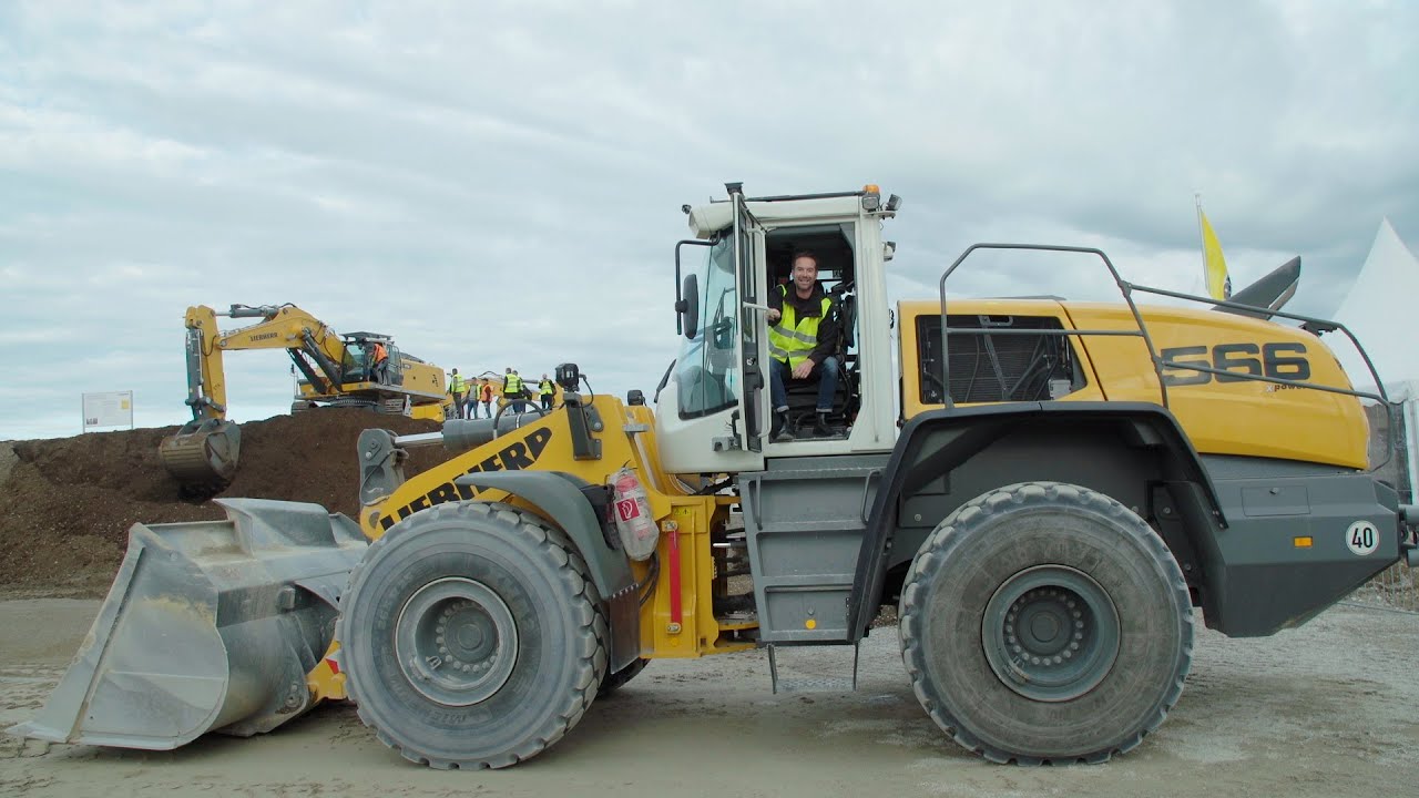 Liebherr-Bauma Videomagazin 2022 Tag 6: Kindheitsträume werden wahr