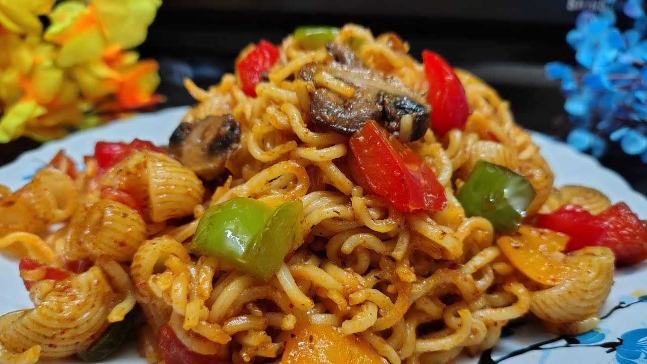 मॅगी आणि मॅकरोनी पास्ता रेसिपी | Kids Favorite Tiffin Recipe |Maggi and Macaroni Pasta Indian Style 