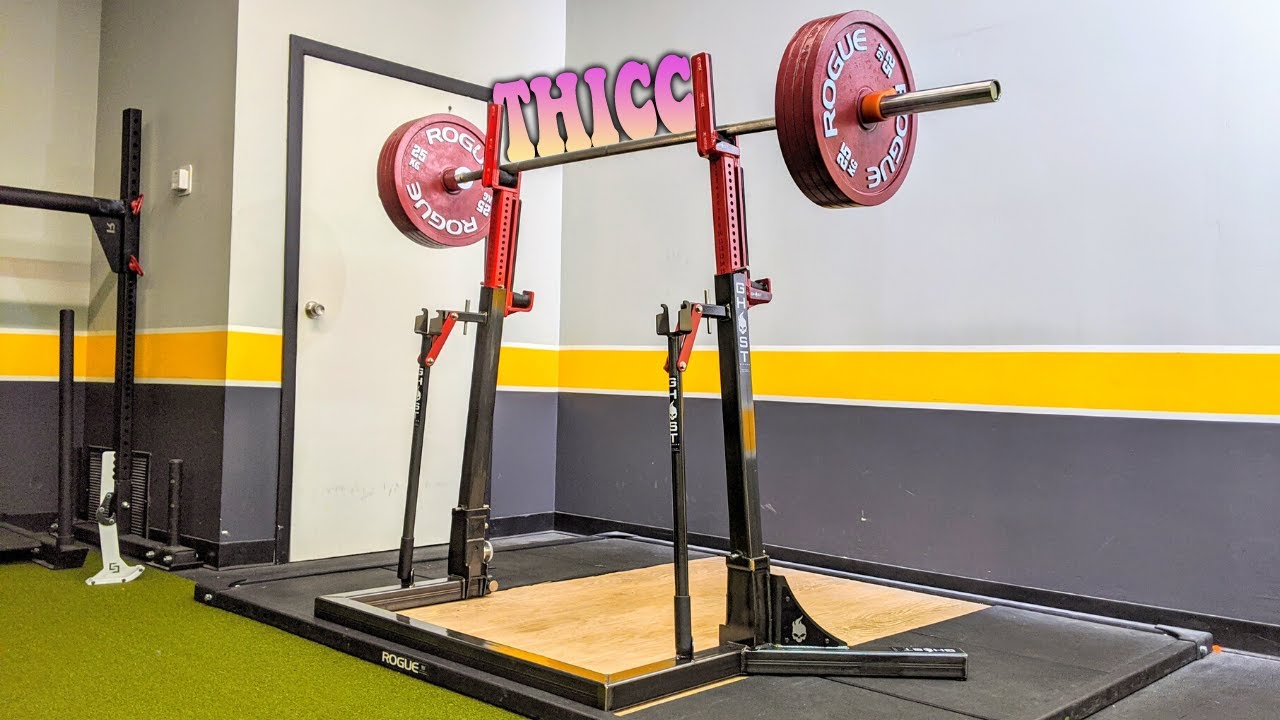 The Strongest Barbell Rogue Fitness Makes - The Rogue 32MM Squat Bar Review