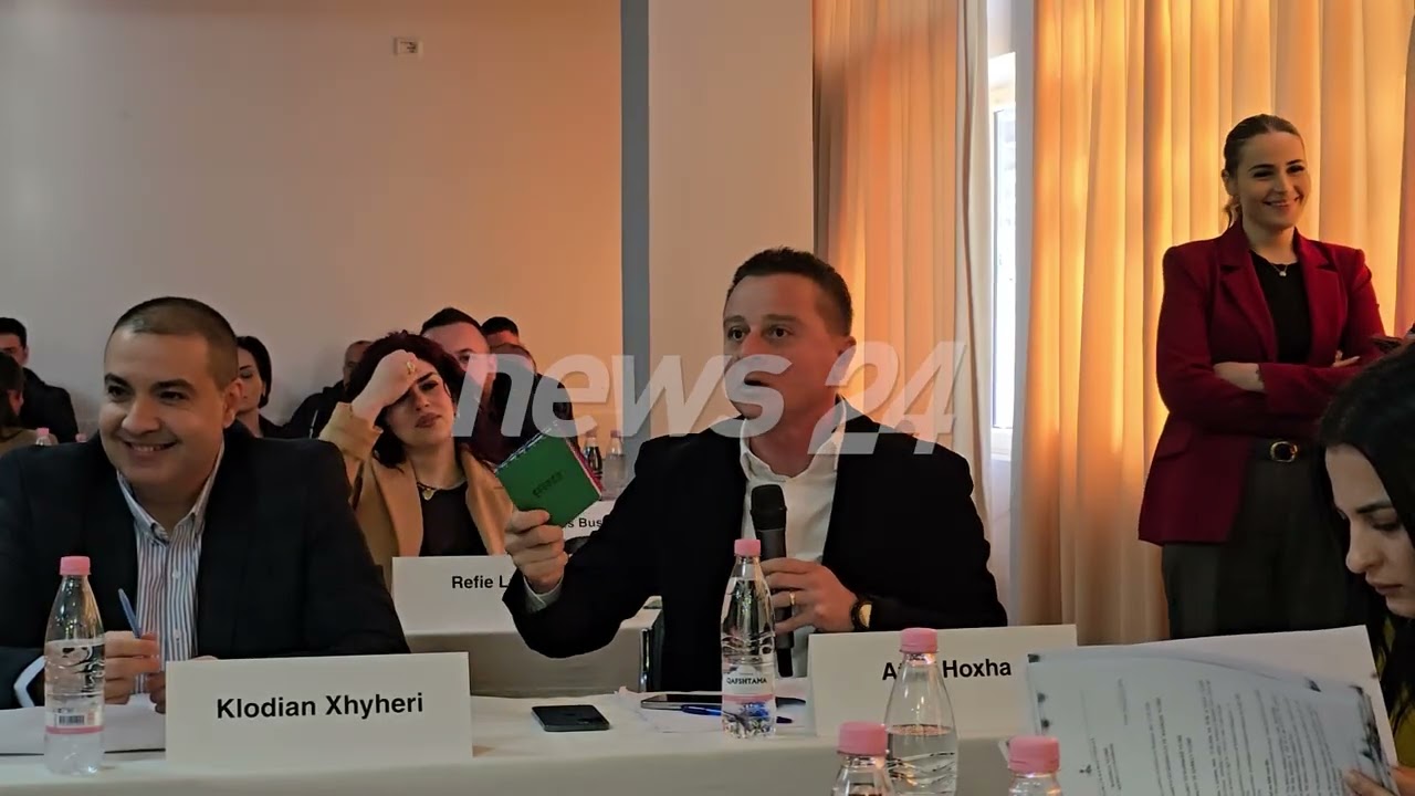 Rendi i ditës, ‘mollë sherri’/ Plas debati, ndërpritet mbledhja e Këshillit Bashkiak të Vlorës