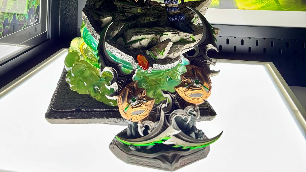Hex Collectibles Warglaives of Azzinoth  