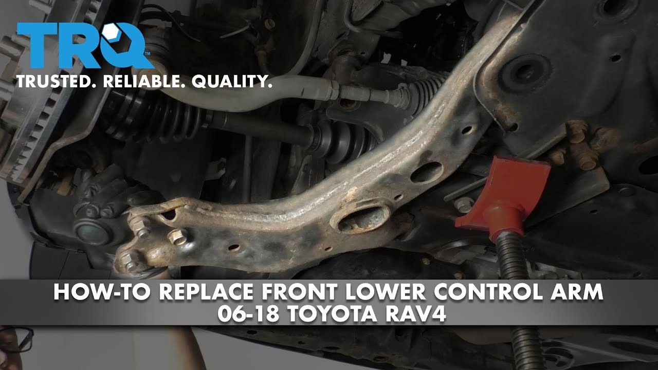 Как заменить передний нижний рычаг подвески Toyota RAV4 06-18