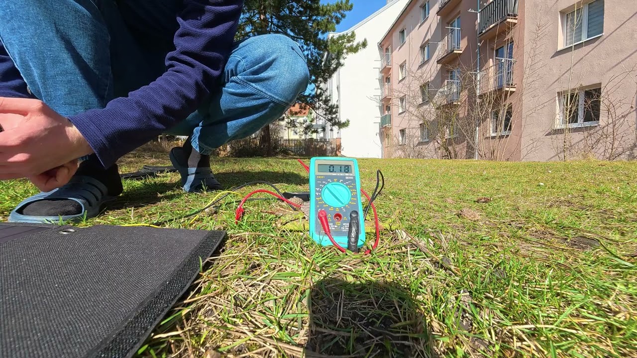 Testing portable solar chargers (for hiking)
