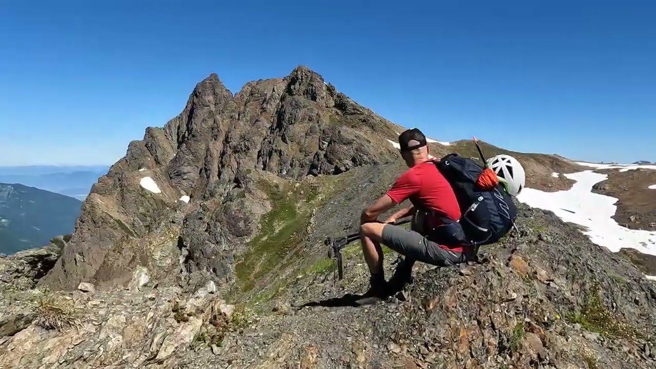 Climbing Tomyhoi Peak and Yellow Aster Butte