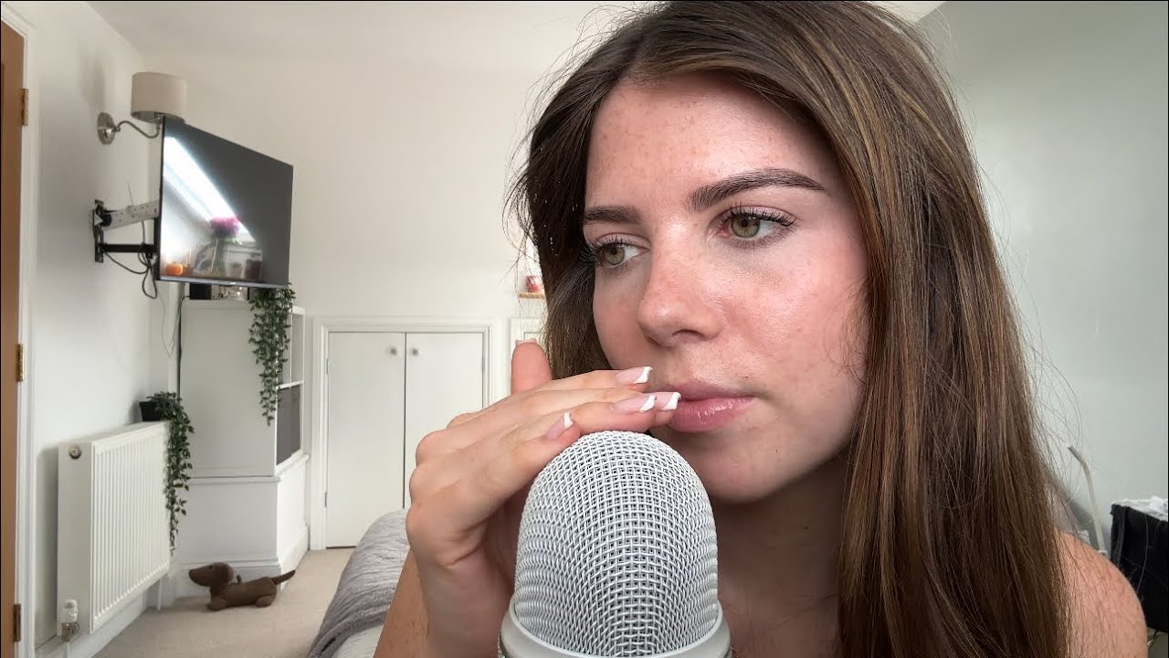 Trying ASMR for the first time 😴 *super tingly*