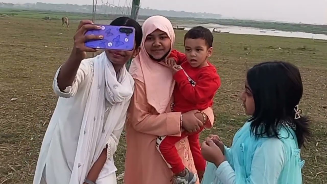 আজকে সারাদিন সবাই মিলে ঘুরব মেঘনা নদীতে #blog #vlogwithsohelvillagelifestyleinbangladeshbeautiful 