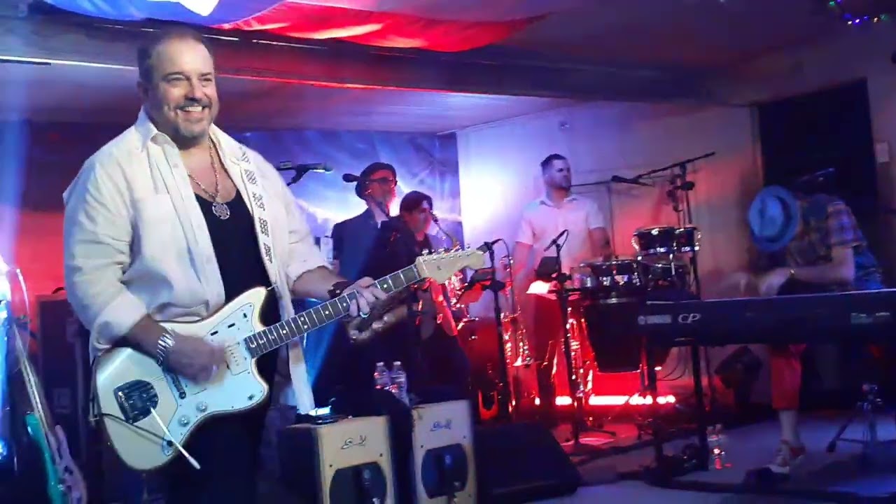 The Bottle Let Me Down performed by The Mavericks @ Gruene Hall 12.30.2022