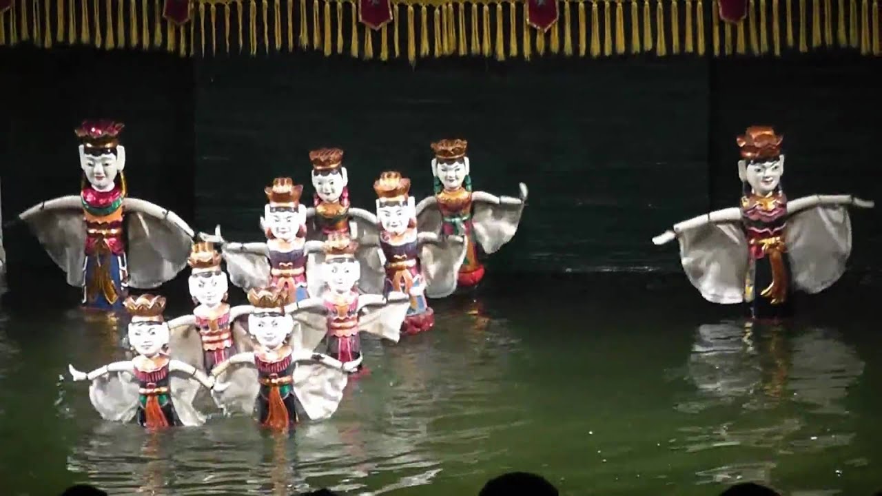 ベトナム・ハノイ　水上人形劇　8/8 Water Puppet Show Hanoi,Vietnam