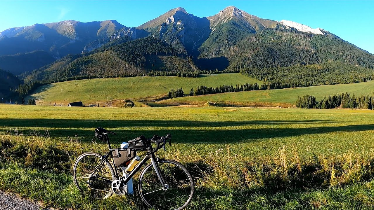 Okolo VysokýchTatier na bicykli.