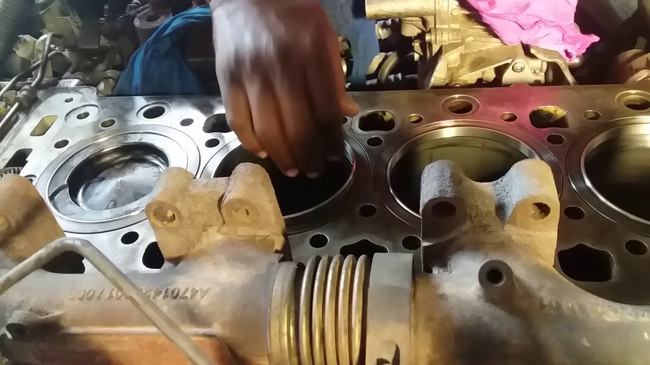 Actors Euro 6 machine overhauling(3)