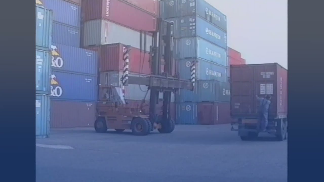 Haven van Antwerpen deel 5 BNFW  Hout stukgoed   Churchilldok   Containers