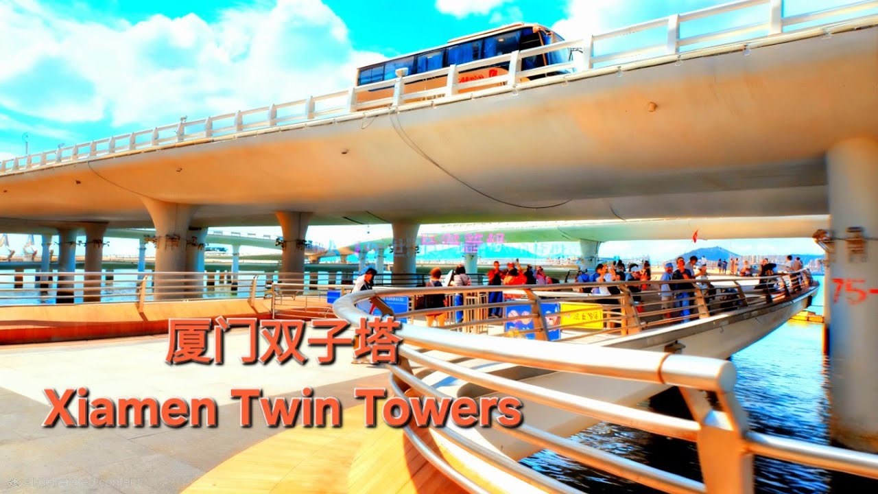 Walking at Xiamen Twin Towers | 厦门双子塔 海景城市风光 #xiamen #厦门双子塔 #theroamingwalker