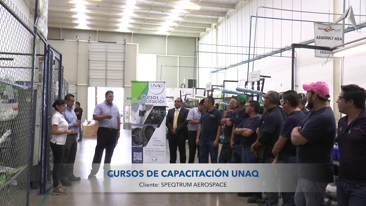 Capacitaci&oacute;n UNAQ a SPEQTRUM aerospace