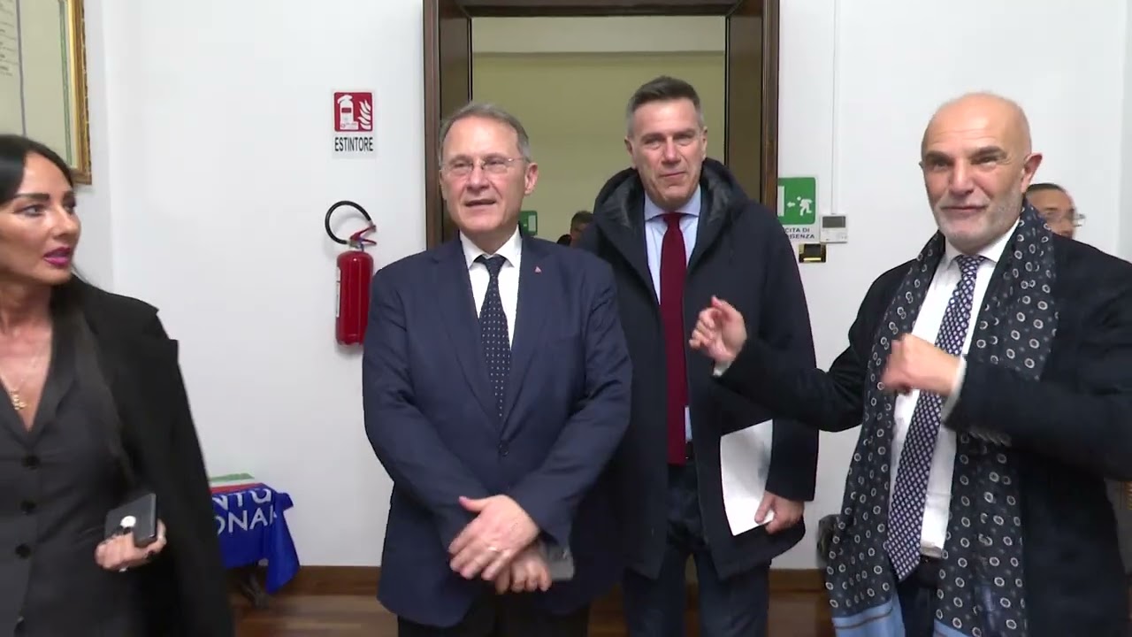 Lo stato maggiore di Fratelli d'Italia a Pescara per Masci e per il referendum - 03/03/2026
