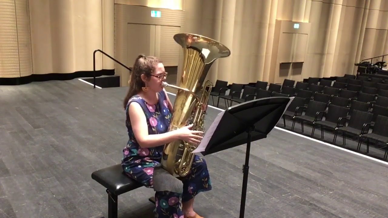Edward Gregson : Alarum for Solo Tuba