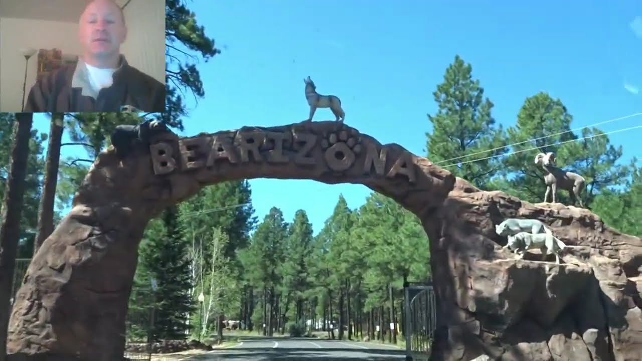 Автомобильная и пешеходная экскурсия по городу Беаризона, штат Аризона.