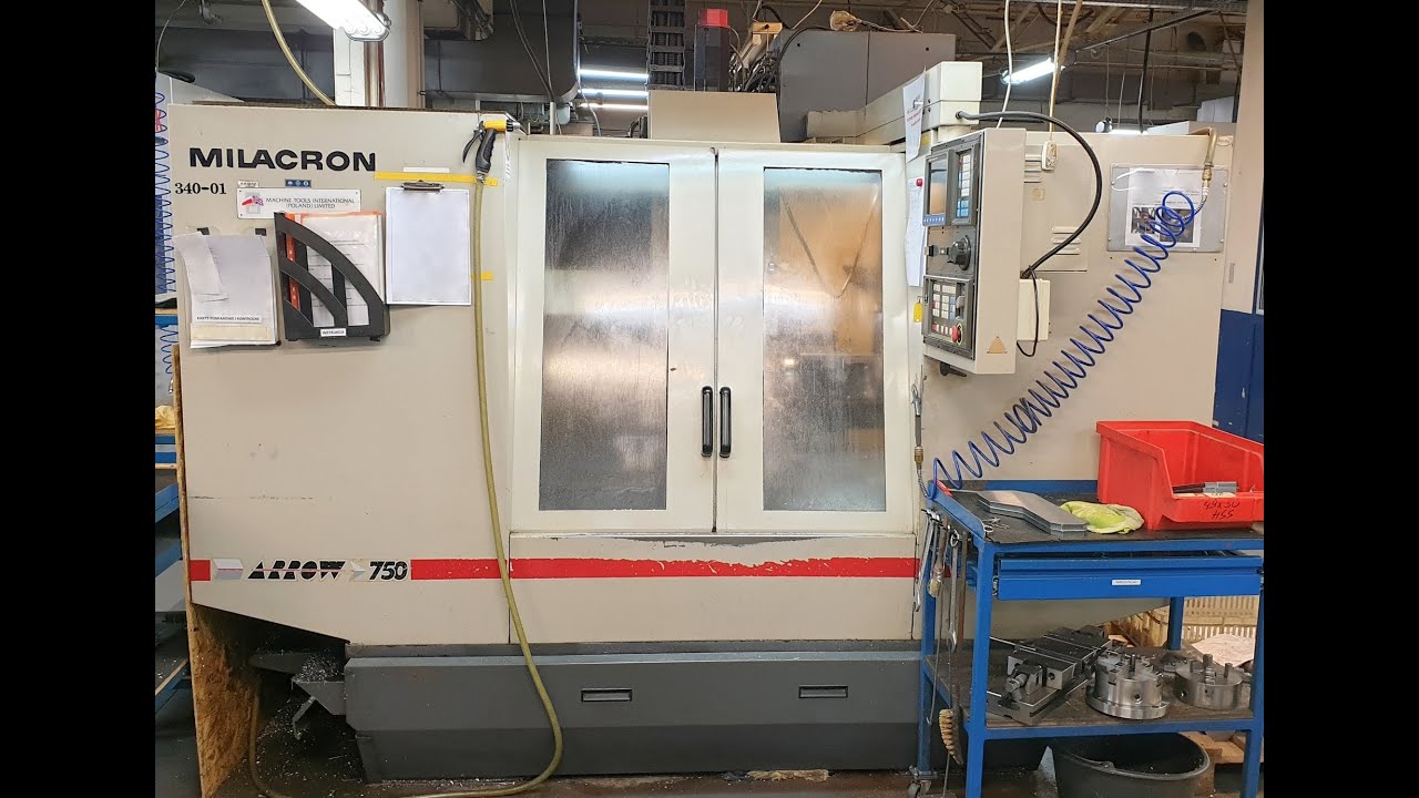 Centrum frezarskie pionowe CNC CINCINNATI MILACRON ARROW 750