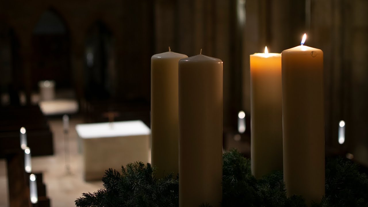 Adventi gyertyagyújtás advent 2. vasárnapján a pannonhalmi bazilikában