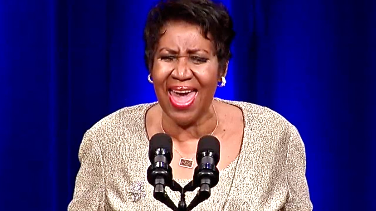Aretha Franklin Sings 
