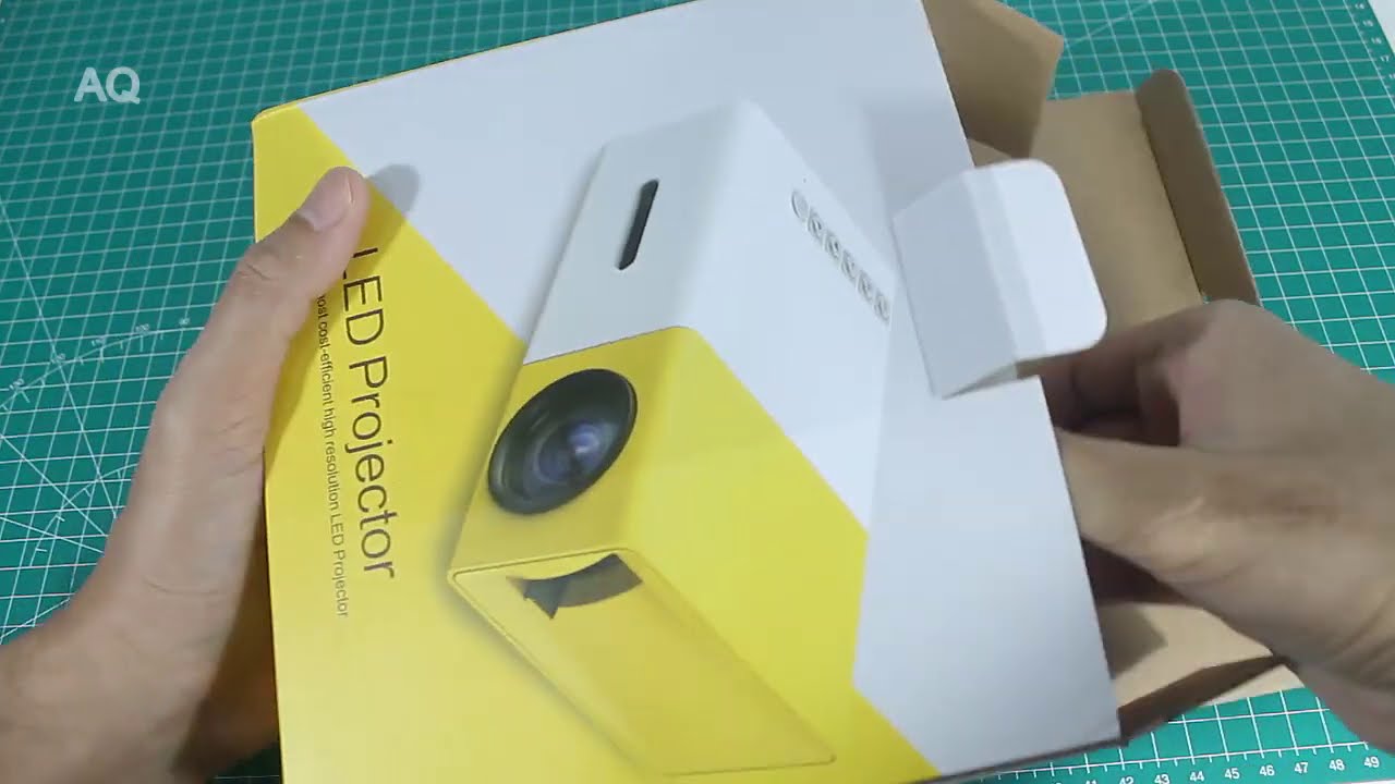 UNBOXING MINI PROJECTOR YG300 (Ulas Tuntas)