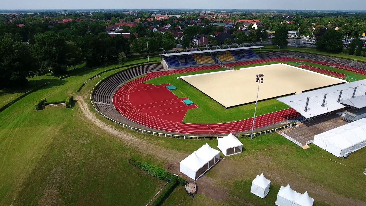 Verden (Aller), Stadion und Rennbahn von oben am 7.Juli 2017