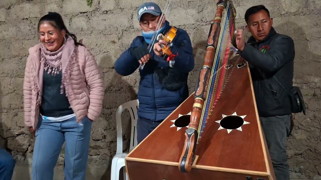 Los qoris Mix  - VILLA PATARI 2025