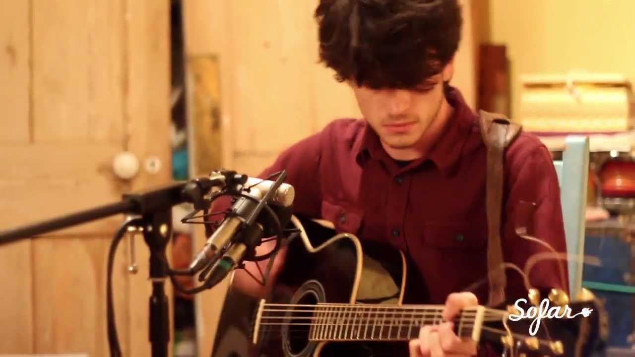 Alex Walker - Devil In A Body | Sofar Winchester