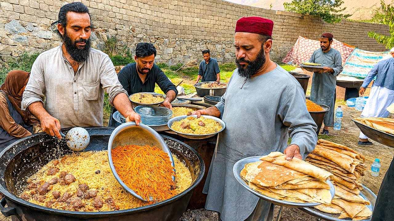 Amazing Afghanistan wedding ceremony | Afghanistan village food | Kabuli Pulao cooking