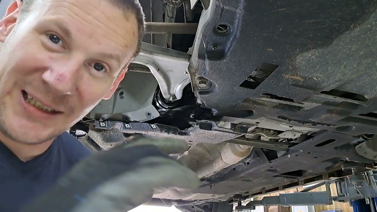 Замена поперечных рычагов Ford Mondeo Mark 5