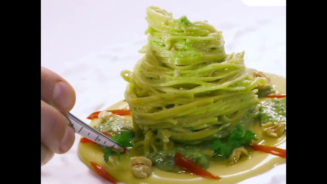 Tajarin 30 tuorli al pesto di nocciole - Luca Montersino