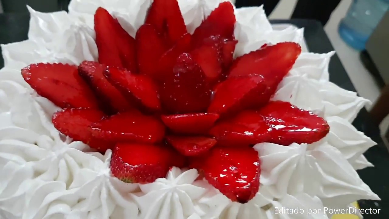 Torta de Fresas, Merengue, Suspiro Dominicano, Cakes by Ross