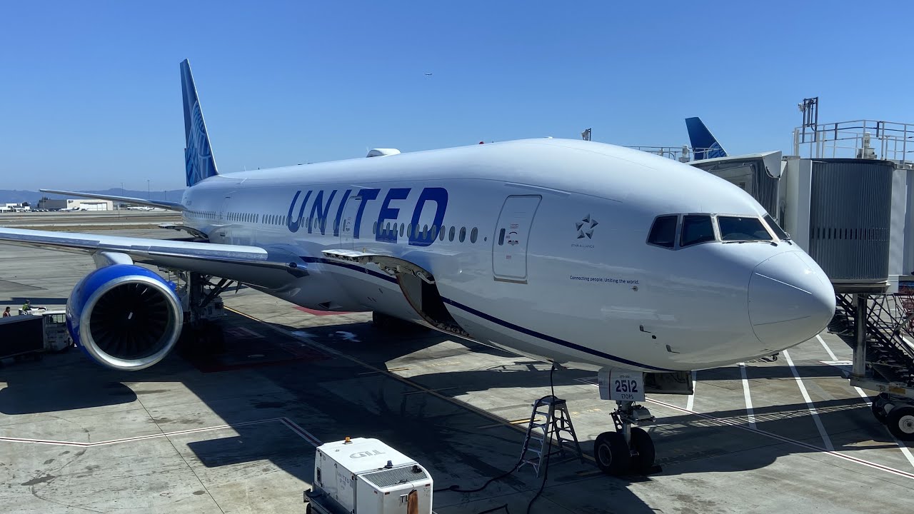 Washington DC (IAD) ~ San Francisco (SFO) - United Airlines - Boeing 777-200 - Full Flight