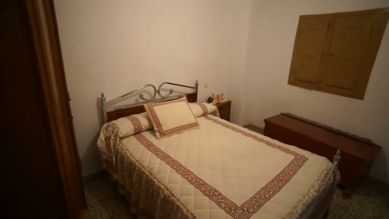 house in orgiva for sale