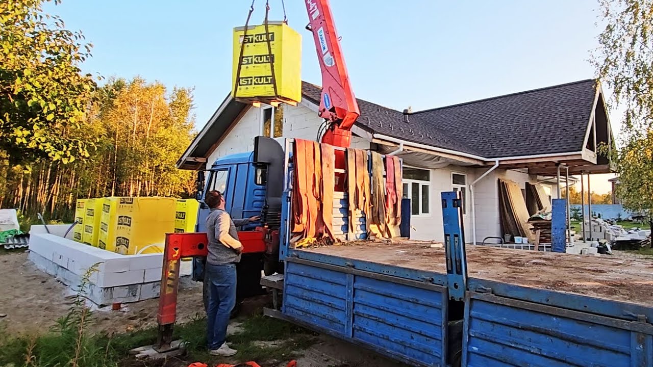 СТРОЮ ГАРАЖ СВОИМИ РУКАМИ! ПЕРВЫЙ РЯД И ПЕРВЫЕ КОСЯКИ.