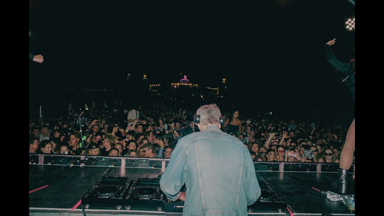 Lovebirds (Live Set) | Coastal Jam 2022 &mdash; Geelong [Cunningham Pier Open Air Festival]