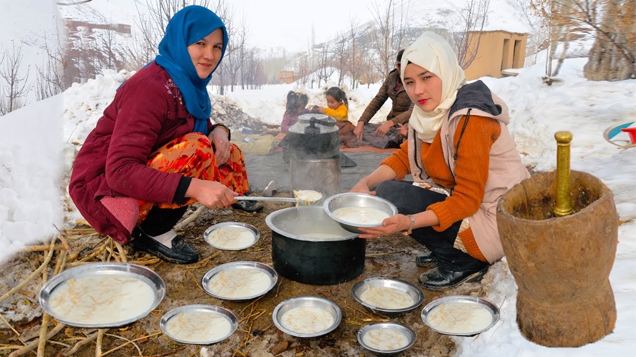 How Afghan Villagers Make the Most of Snowy Days: A Unique Lifestyle