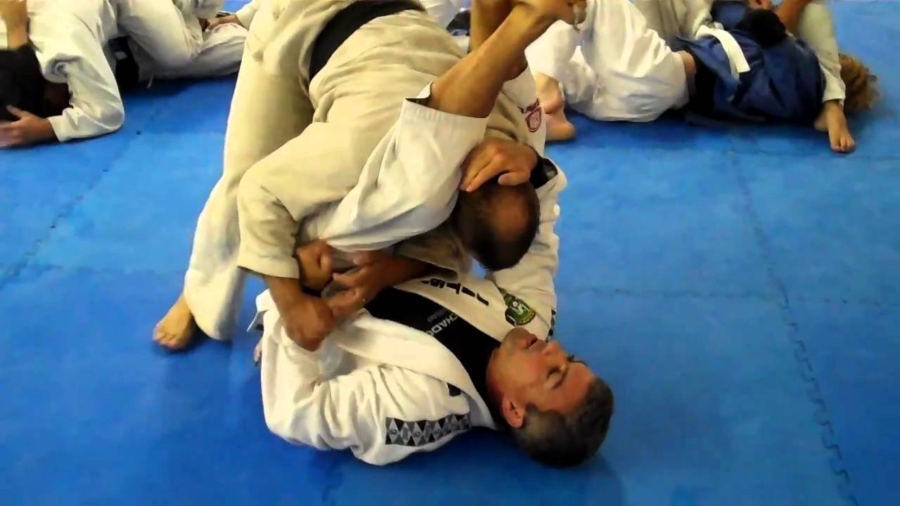 Carlos Machado vs. Gary Claxton.mp4